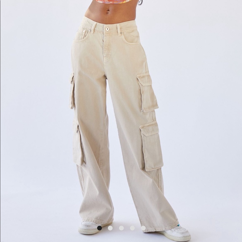 NWT Ragged Priest size 26 Tan Cargo Pants